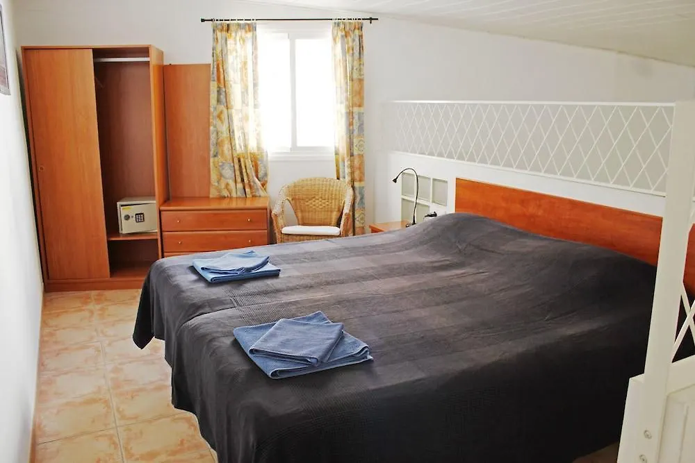 Apartamentos Nerjaluna