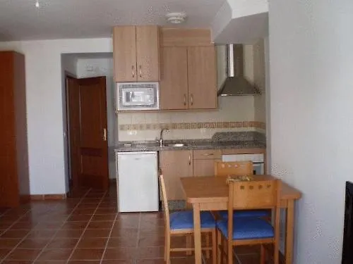 Apartamentos Nerjaluna  Nerja